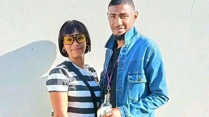 Kudutshulwe tithandzani tafa phambi kwebantfwana